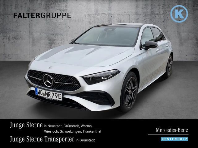Mercedes-Benz A 250 A 250 e AMG Line