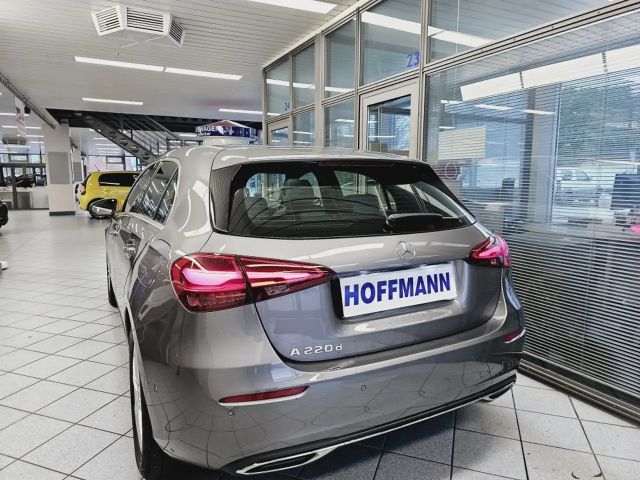 Mercedes-Benz A 220 Progressive