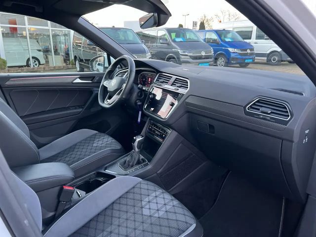 Volkswagen Tiguan 1.5 TSI DSG R-Line