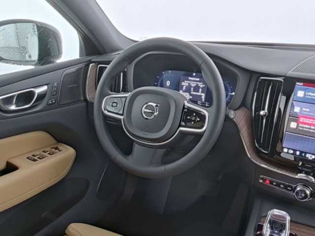 Volvo XC60 AWD Dark Plus T6