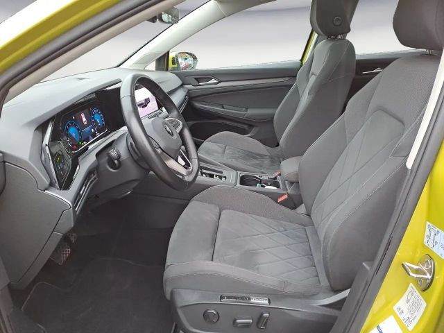 Volkswagen Golf 1.5 eTSI DSG Style Variant