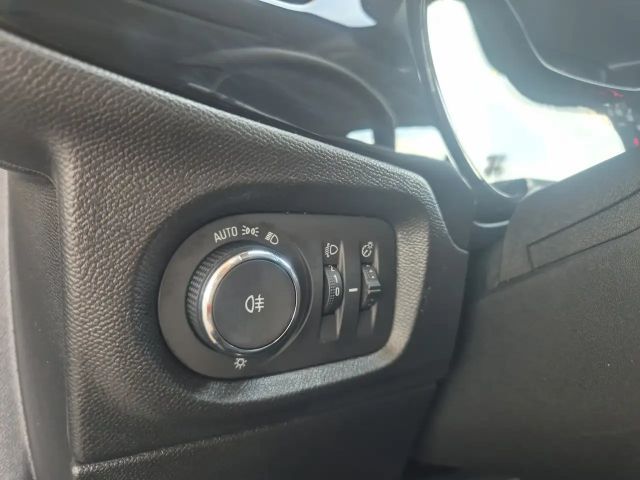 Opel Corsa 1.2 Turbo Edition Turbo