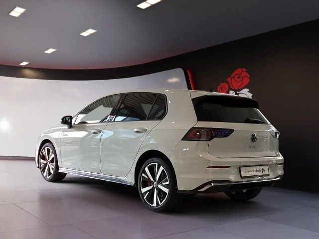 Volkswagen Golf DSG GTE