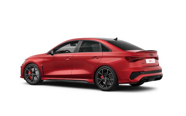 Audi RS3 Quattro S-Tronic Sedan