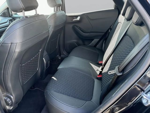 Ford Puma EcoBoost Titanium