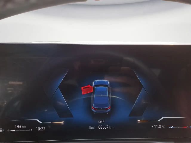 BMW 318 318i M-Sport Sedan