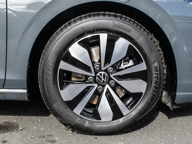 Volkswagen Golf 2.0 TDI DSG Variant