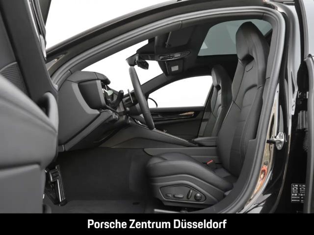 Porsche Panamera 4 E-Hybrid