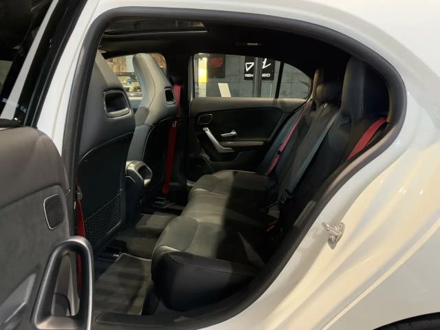 Mercedes-Benz A 45 AMG AMG Line