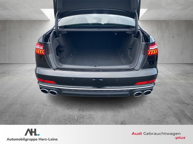 Audi S6 Quattro Sedan