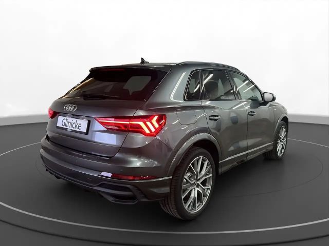 Audi Q3 35 TFSI S-Line