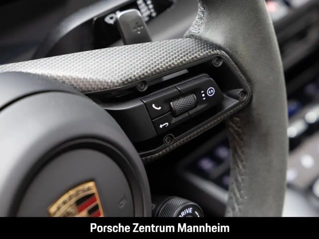 Porsche 992 Carrera Coupé GTS