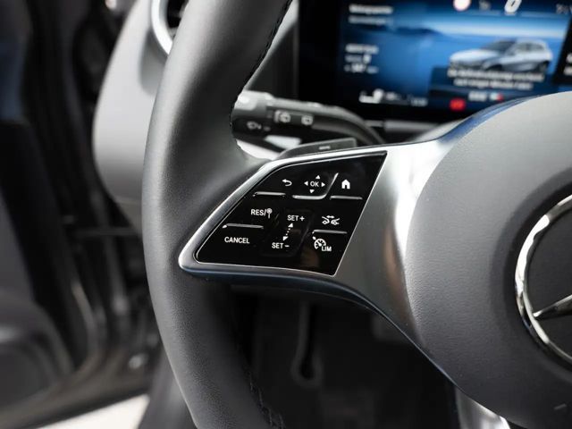 Mercedes-Benz GLA 180 Progressive