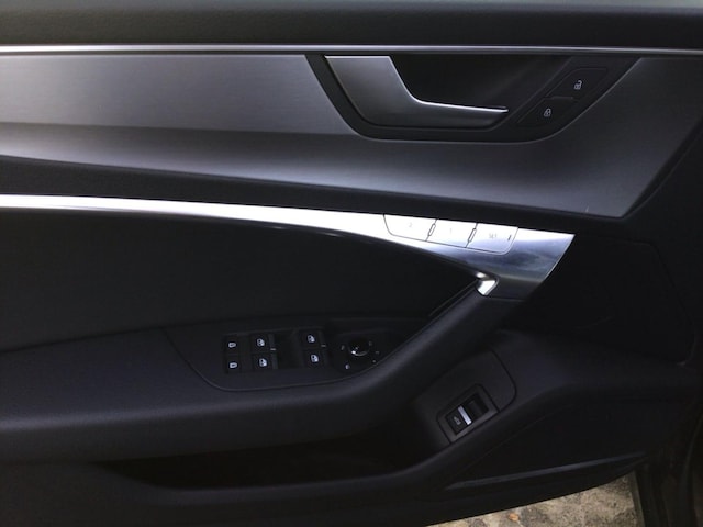 Audi S6 Avant Quattro