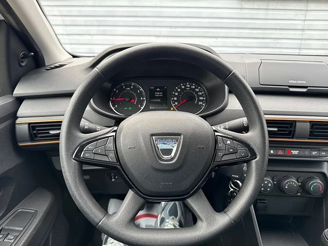 Dacia Sandero Essential Stepway TCe 90