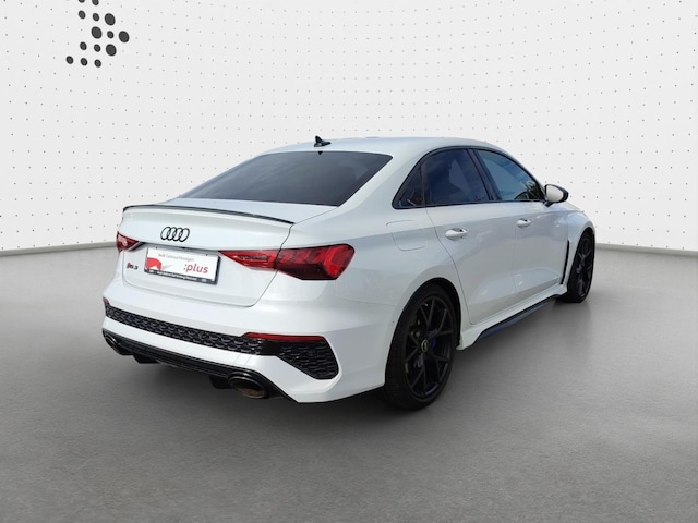 Audi RS3 Quattro S-Tronic Sedan