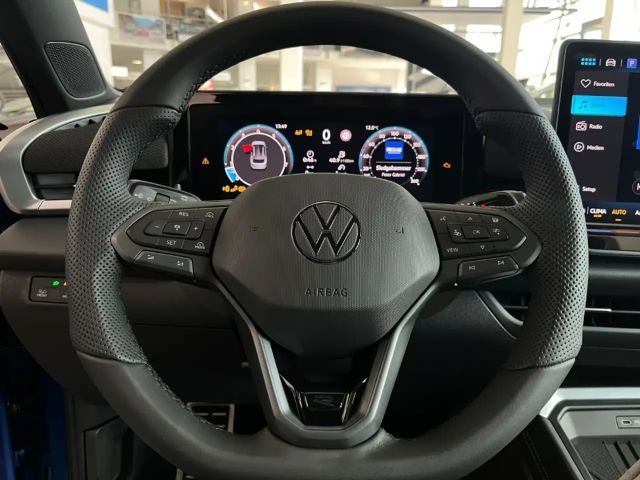 Volkswagen T-Roc 1.5 eTSI DSG R-Line