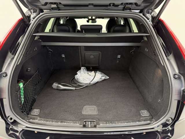 Volvo XC60 AWD Plus T8