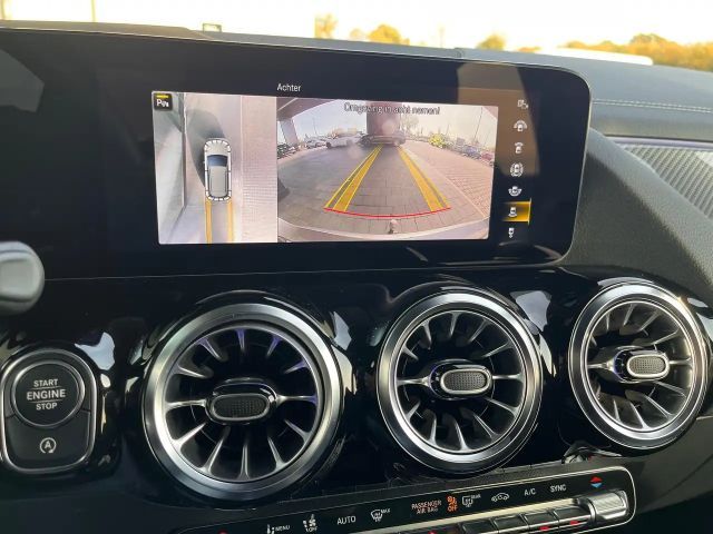 Mercedes-Benz B 180 AMG Line