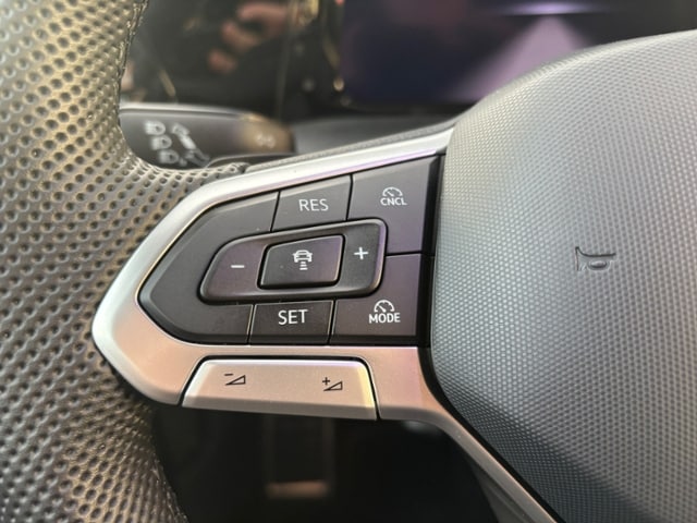 Volkswagen Golf 1.5 eTSI DSG Golf VIII