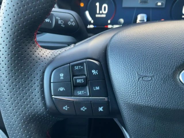 Ford Focus ST Line Wagon