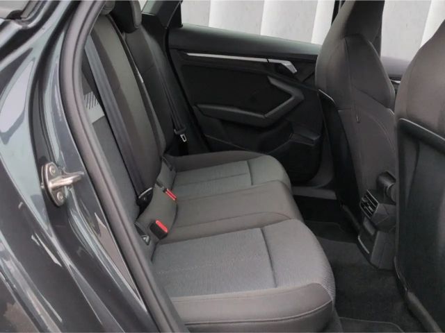 Audi A3 30 TFSI Sedan Sportback