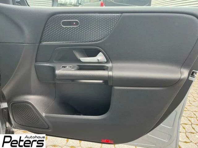 Mercedes-Benz B 180 Progressive