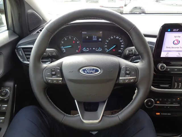 Ford Puma EcoBoost Titanium