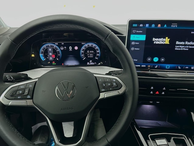 Volkswagen Golf 1.5 eTSI Golf VIII