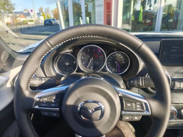 Mazda MX-5 Exclusive-line SkyActiv