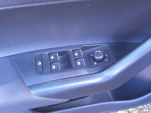 Volkswagen Polo Move