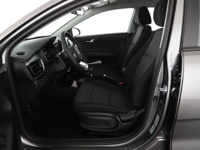 Kia Stonic 1.2 DPI Modell Silber Carplay Digitaltacho