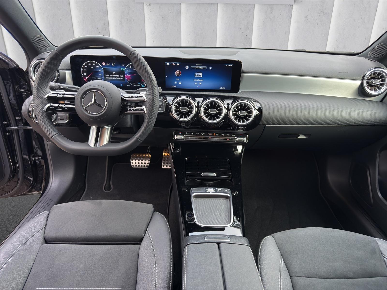 Mercedes-Benz A 200 AMG Line