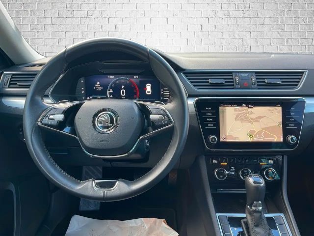 Skoda Superb 2.0 TDI Ambition Combi