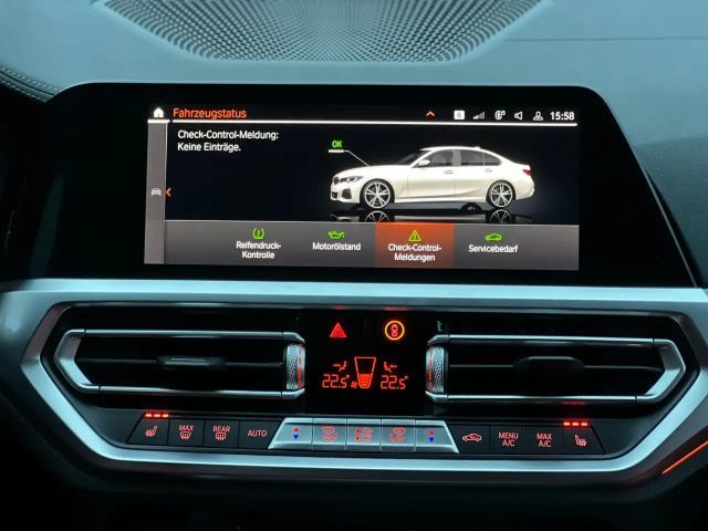 BMW 320 320i M-Sport Sedan