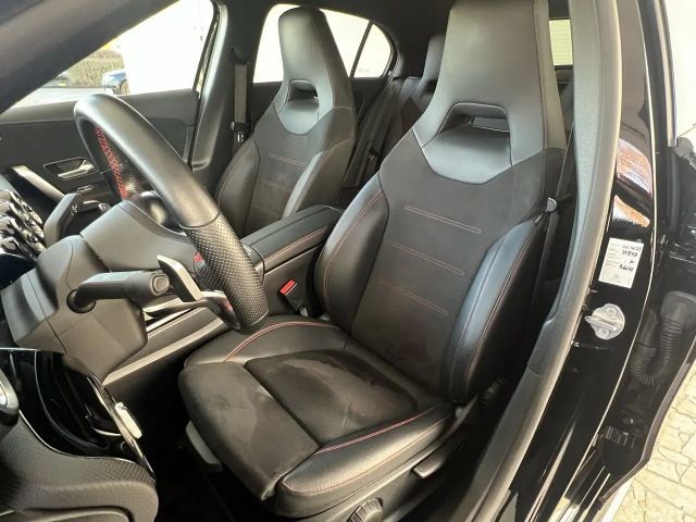 Mercedes-Benz A 200 AMG Line