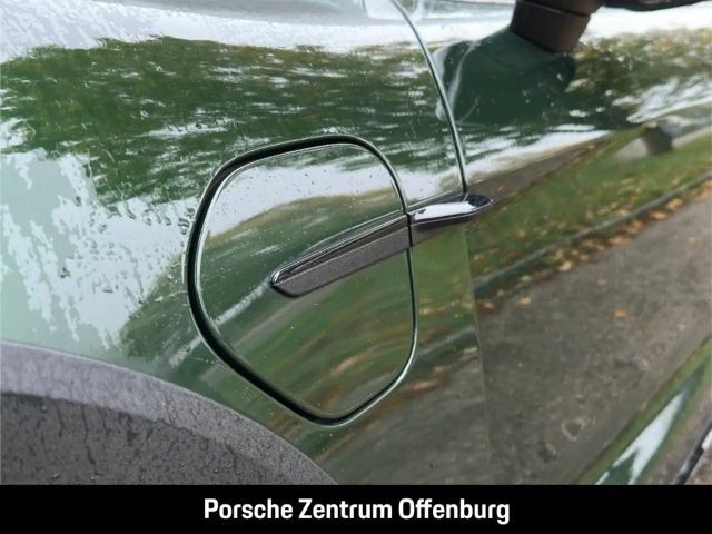 Porsche Taycan 4S Cross Turismo