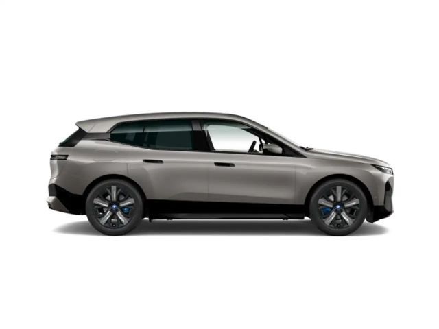 BMW iX xDrive50
