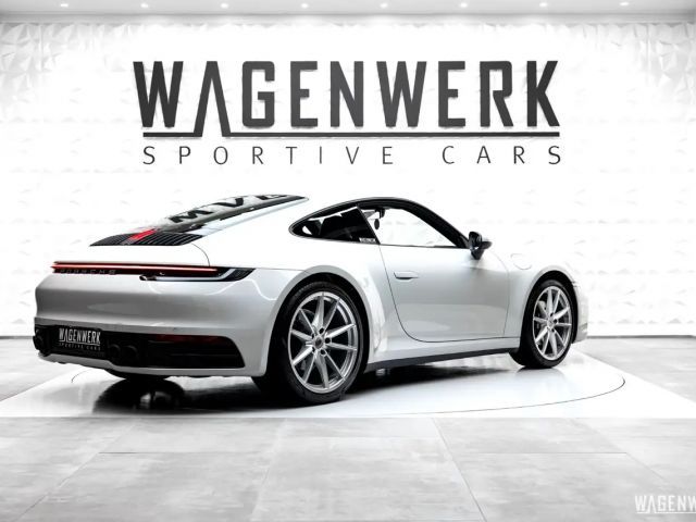 Porsche 992 Carrera Coupé