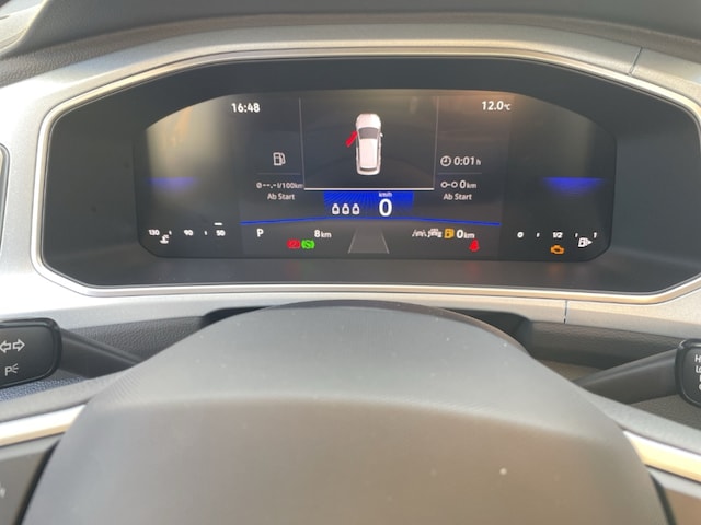 Volkswagen T-Roc 1.5 l TSI DSG Goal AHK LED Kamera SHZ PDC