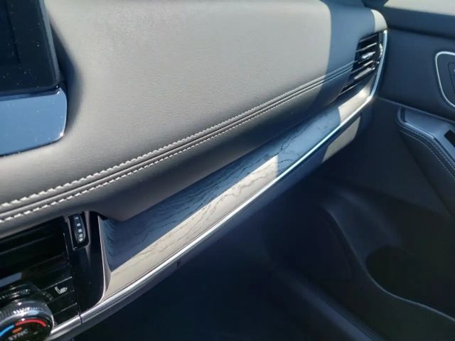 Nissan X-trail 214PS 1,5 eP