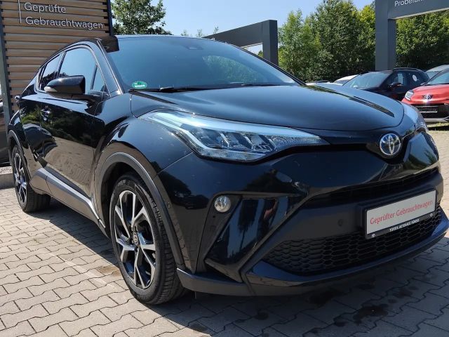 Toyota C-HR Hybride Team D