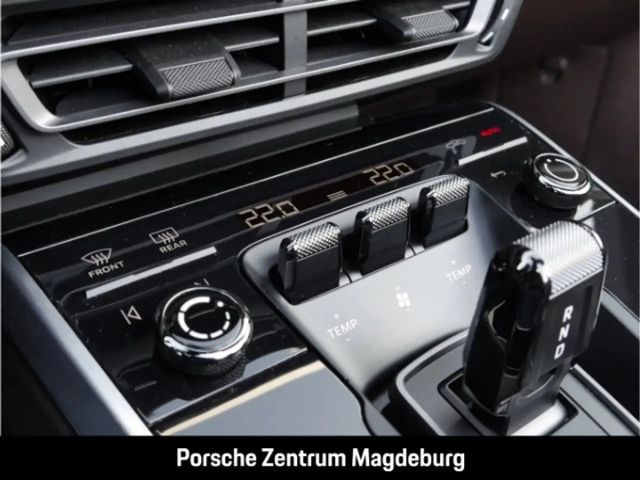 Porsche 992 Cabrio Turbo