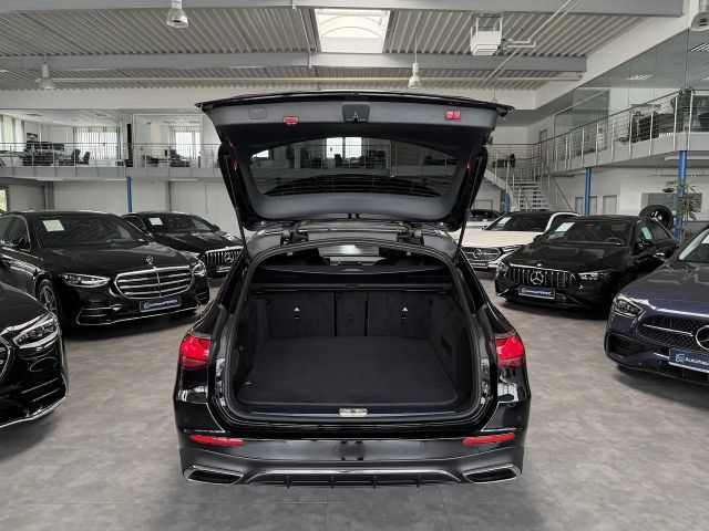 Mercedes-Benz E 220 AMG Line E 220 d Estate