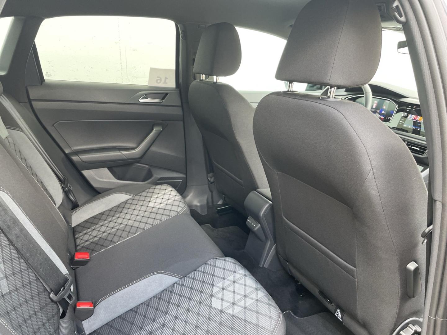 Volkswagen Taigo 1.0 TSI DSG IQ.Drive R-Line