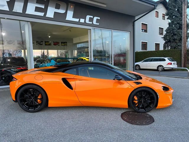 McLaren Artura Performance Black Paket Lift Sport Auspuff Clubsp.