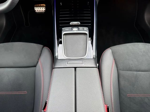 Mercedes-Benz GLA 200 4MATIC GLA 200 d