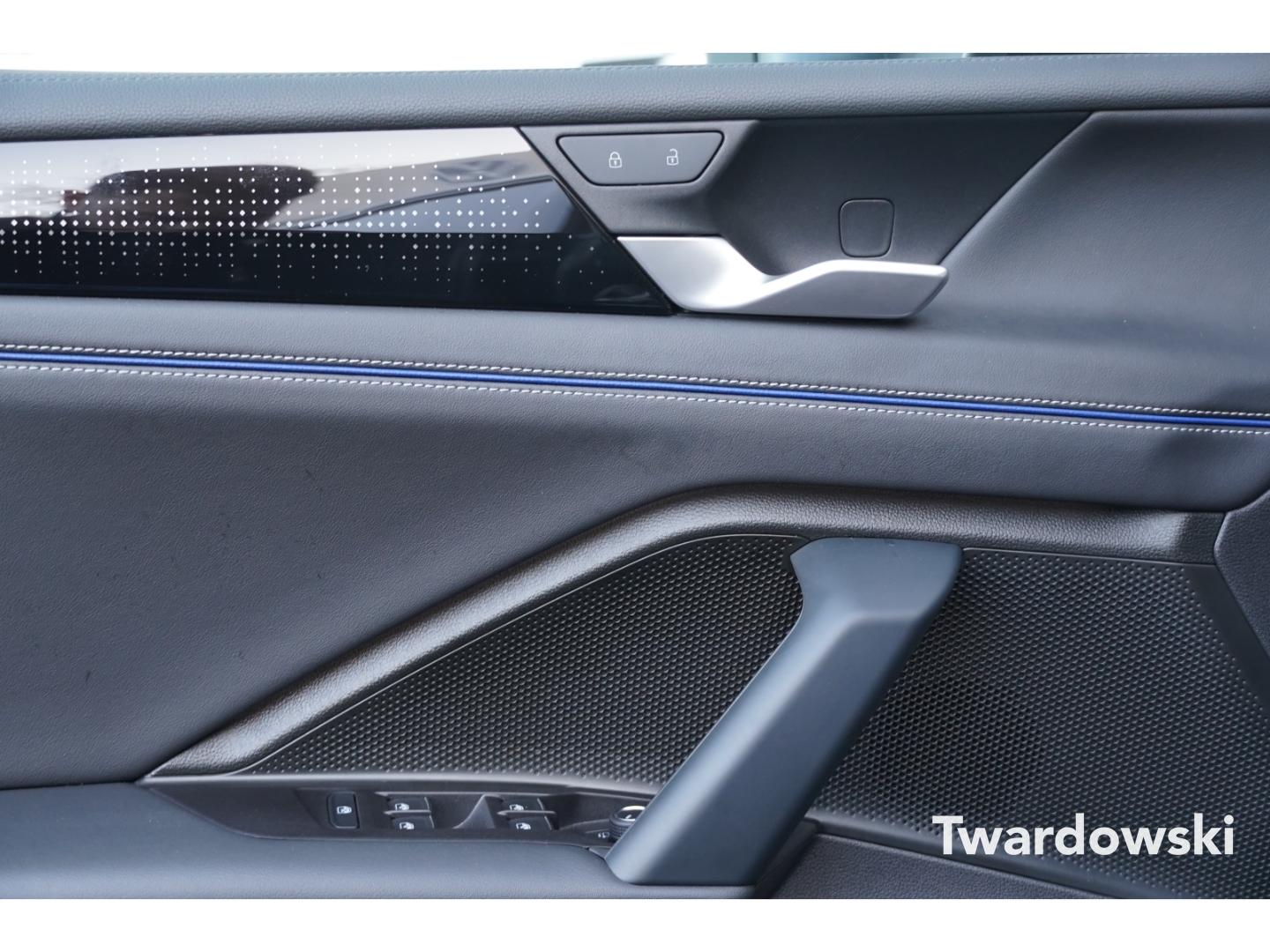 Volkswagen Tiguan R-Line eHybrid