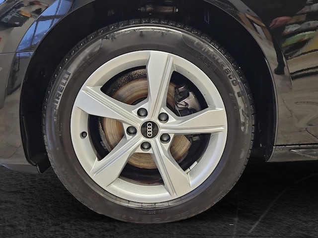 Audi A4 35 TFSI Avant S-Tronic