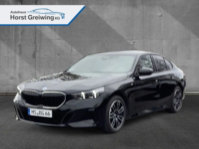 BMW 520 520d M-Sport Sedan xDrive